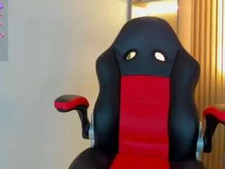 emma-cleir on CamSoda 