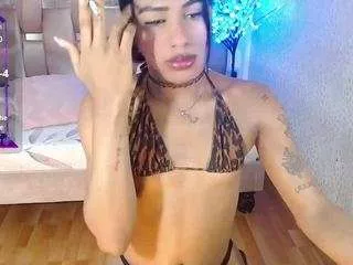 enyeeel on CamSoda 