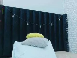 Freechat grettchen on CamSoda