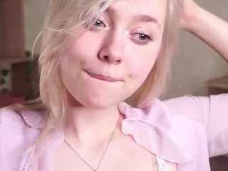 gwendolynhallsted — play with straps [Multi Goal]