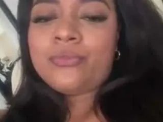 Offline heidifoxxx on CamSoda