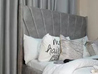 Freechat hot-mamacitah on CamSoda