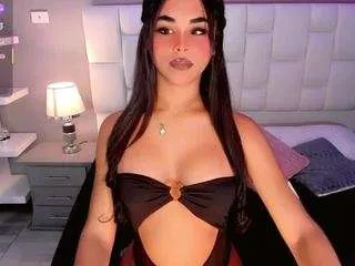 Freechat hottsalomee on CamSoda