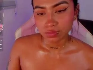 ivymoon1 on CamSoda
