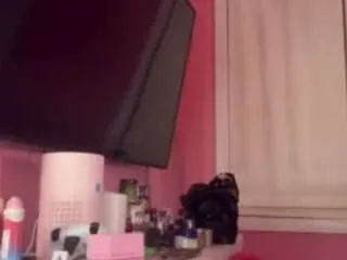 Offline katt-leya on CamSoda