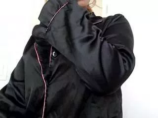 Offline katt-leya on CamSoda