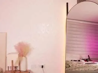 Freechat kiimlove on CamSoda