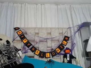 Offline kourtney-fox on CamSoda