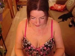 lauraruth on CamSoda