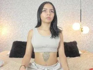 leigh-angels1 on CamSoda