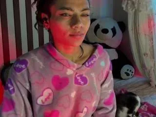 lilithsavett on CamSoda 