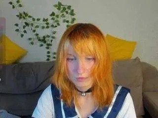 Freechat littlechips on CamSoda