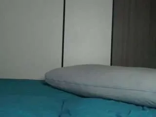 Offline lunytang on CamSoda