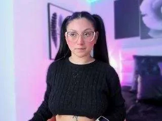 luucyjoness on CamSoda 