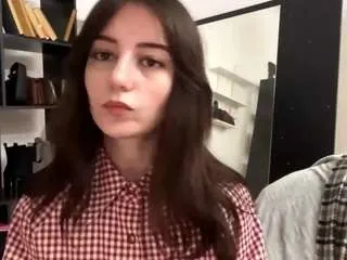 Offline madelinetorres on CamSoda