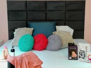 Offline madisonjenner on CamSoda