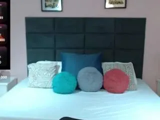 Offline madisonjenner on CamSoda