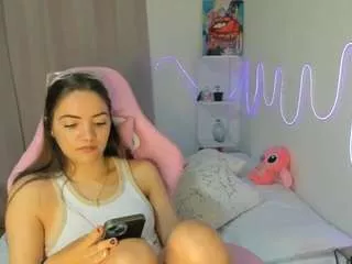 Freechat mariangel-3 on CamSoda