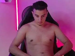 maxibenetti — naked, lush + control 1 minute - (Cum show at goal 20) [33 tokens remaining]