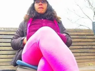 Offline mellysquirtybiglabia on CamSoda