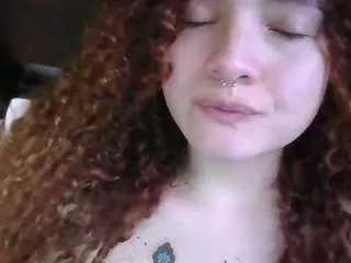 Offline merida-red on CamSoda