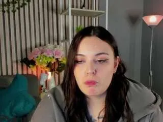 Away mia-r0ss on CamSoda