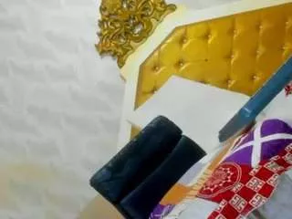 Offline miayshaveiro on CamSoda