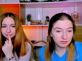 mila-glow on CamSoda