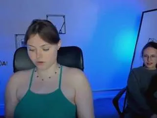 Freechat mona-cloud on CamSoda