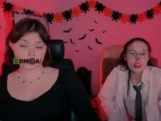 Freechat mona-cloud on CamSoda