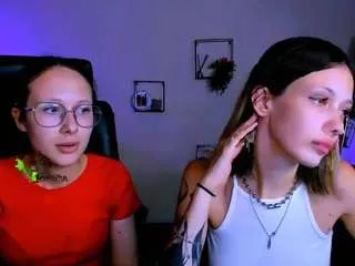 Freechat mona-cloud on CamSoda