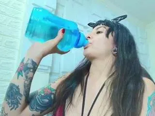 Offline naughtykittenm on CamSoda