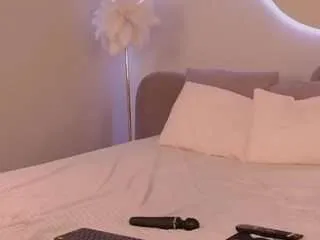 nicolespace — Take off panties [Multi Goal]