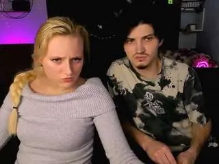 Offline pit-wetty on CamSoda