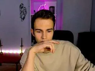 Offline pit-wetty on CamSoda