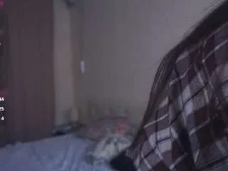 rhodaahles — I'll tease you with my panties [111 tokens remaining]