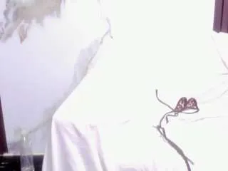 Offline sara-tompsonn on CamSoda