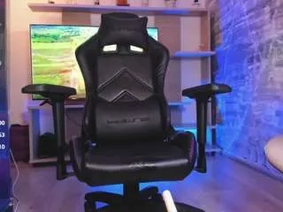 Offline saracabali on CamSoda