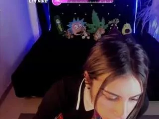 Offline saralolo420 on CamSoda