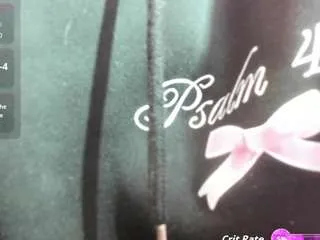 Offline saralolo420 on CamSoda