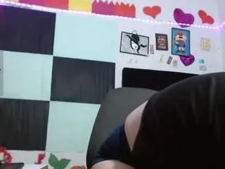 Offline saray-extrovert on CamSoda