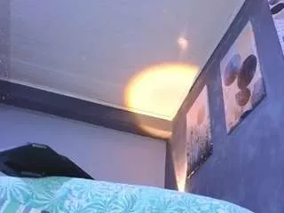 scarlethnyx — make me cum [444 tokens remaining]