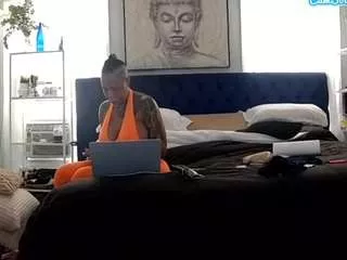 Offline secretdeesires on CamSoda