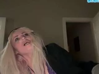 Offline shaqueefa on CamSoda