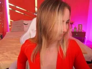 Offline sofiebloom on CamSoda