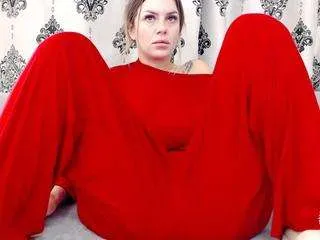 sweetdaiana23 on CamSoda