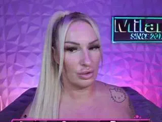 Freechat tamaramilano on CamSoda