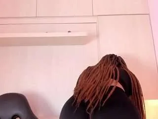 Offline tamarazaki on CamSoda