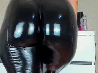 Offline tykitaa on CamSoda