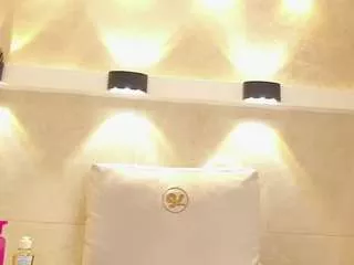 Offline valirya-devote on CamSoda